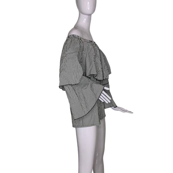 Missguided Women's Romper Stripped Black and White Size 2 Zipper on Back - Picture 7 of 12